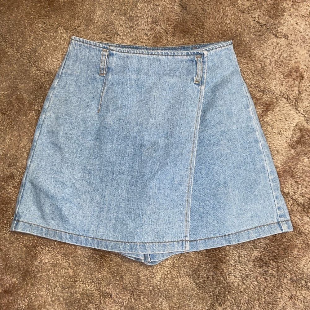 Photo Products USA Light Wash Blue Denim Vintage Jean Mini Short Skirt Skort